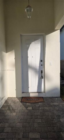 215 NE 36th Avenue Rd, Homestead, FL 33033