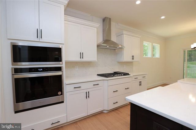 3178 THREE CHOPT RD, Gum Spring, VA 23065