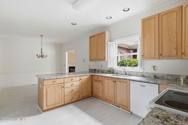 7 Riviera Drive, Pinehurst, NC 28374