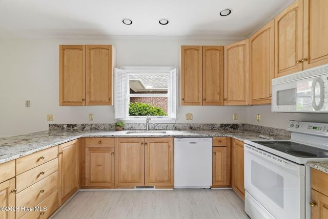 7 Riviera Drive, Pinehurst, NC 28374