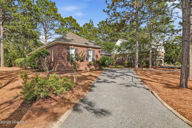 7 Riviera Drive, Pinehurst, NC 28374