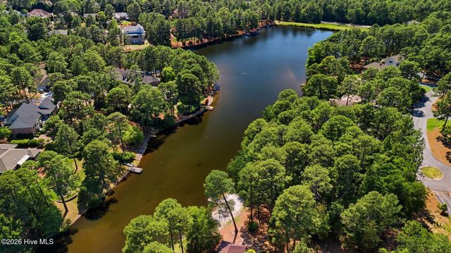 7 Riviera Drive, Pinehurst, NC 28374