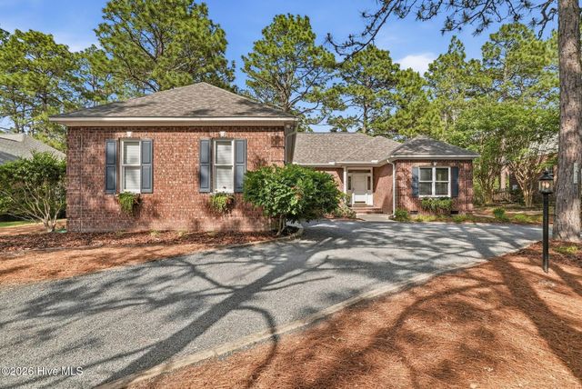 7 Riviera Drive, Pinehurst, NC 28374