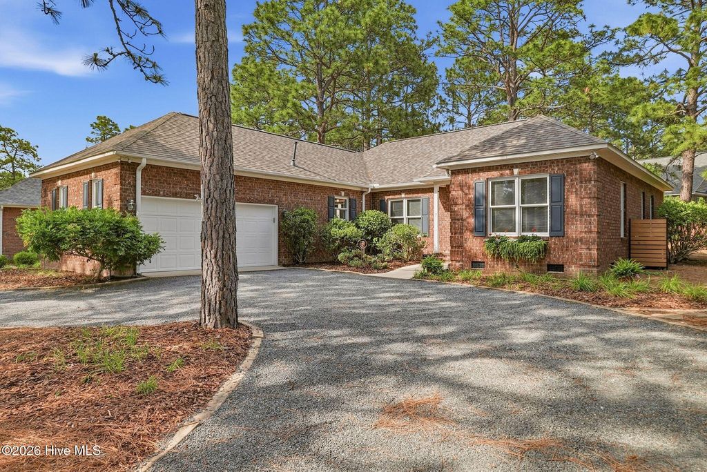 7 Riviera Drive, Pinehurst, NC 28374