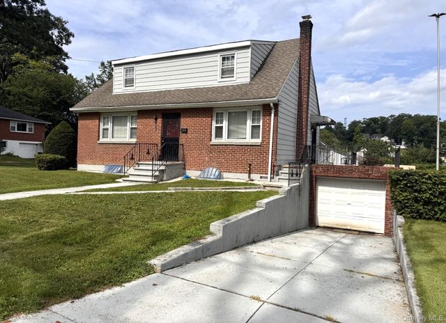 55 Canfield Avenue, Yonkers, NY 10710