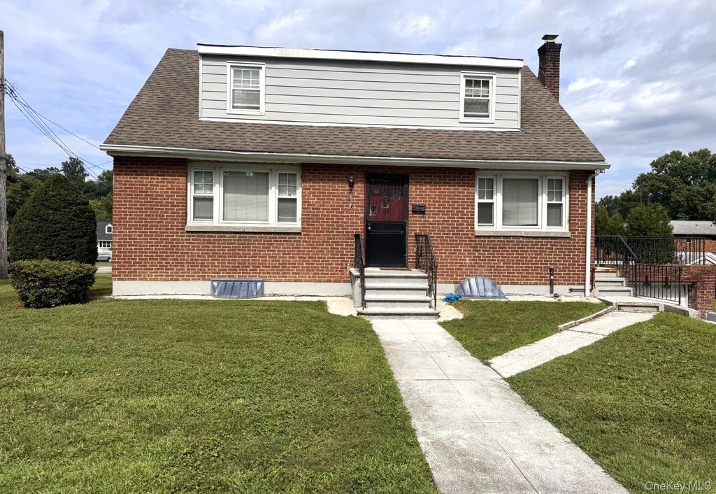 55 Canfield Avenue, Yonkers, NY 10710