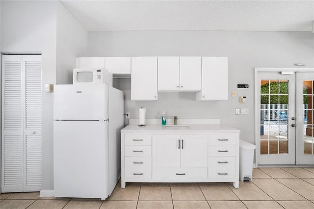 5021 S La Sedona Circle, Delray Beach, FL 33484