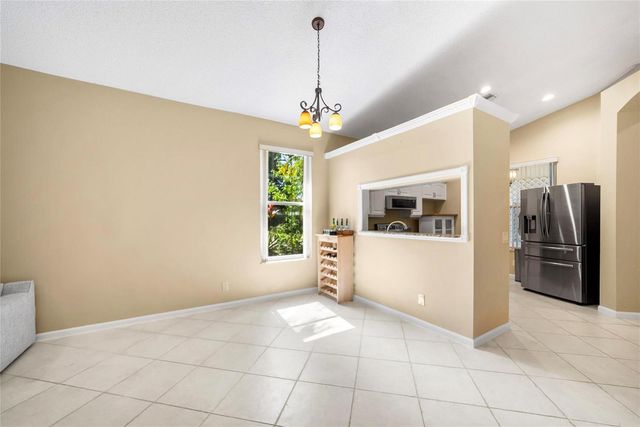 5021 S La Sedona Circle, Delray Beach, FL 33484