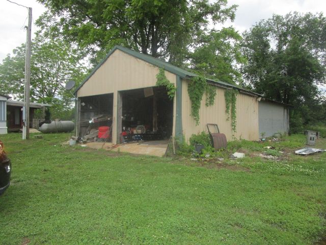 9065 County Road 3940, Mountain View, MO 65548