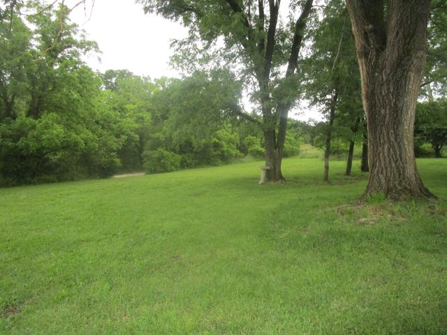 9065 County Road 3940, Mountain View, MO 65548