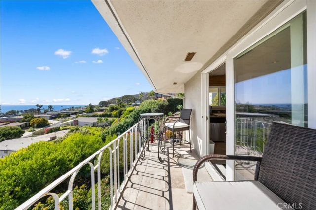 21662 Ocean Vista Drive D, Laguna Beach, CA 92651