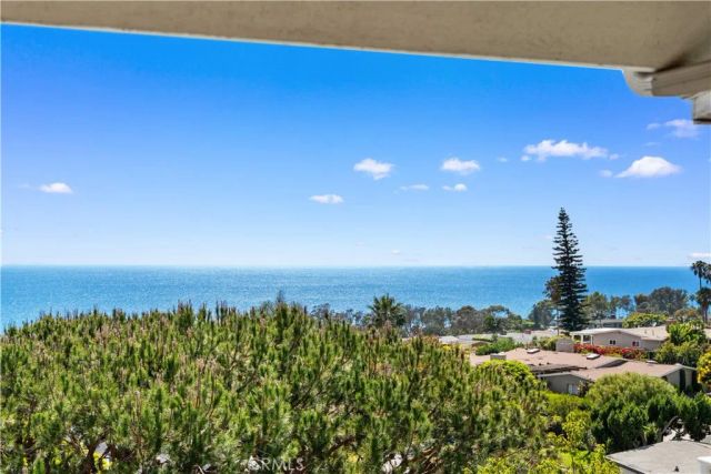 21662 Ocean Vista Drive D, Laguna Beach, CA 92651