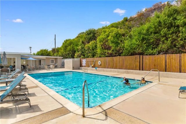 21662 Ocean Vista Drive D, Laguna Beach, CA 92651