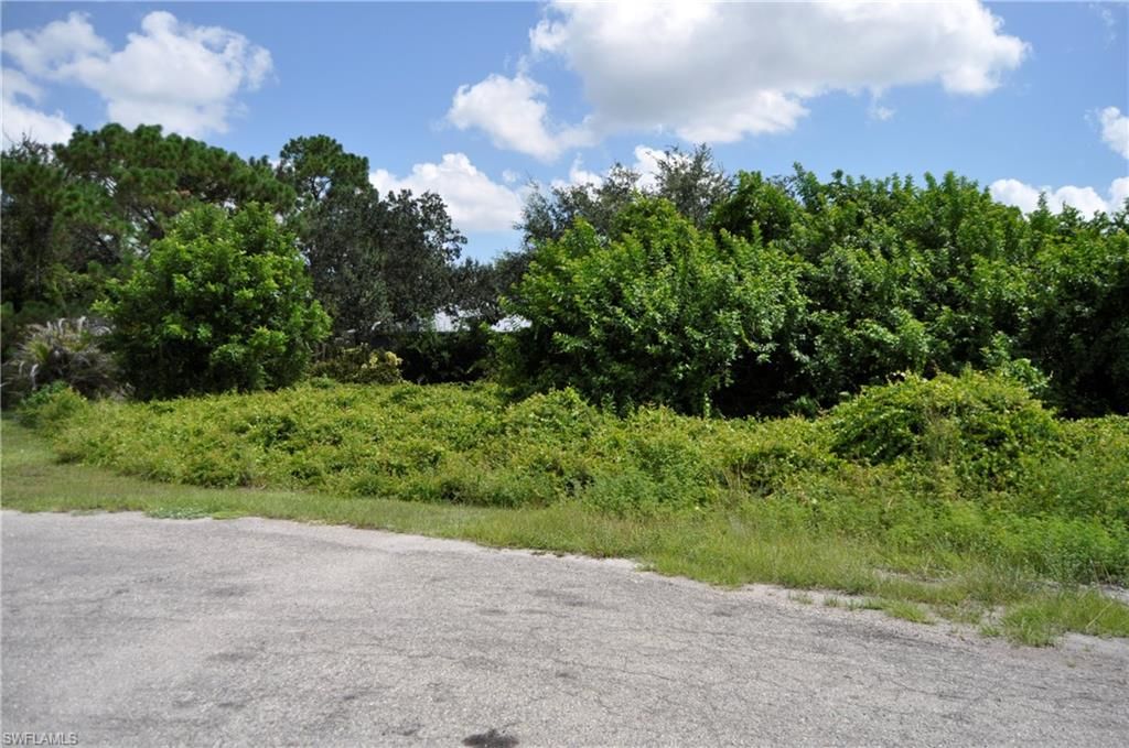 1109 Bard CT, FORT MYERS, FL 33913 — photo 3
