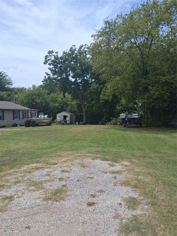 547 Fm 513, Lone Oak, TX 75453