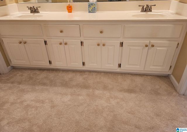 5437 J R DRIVE, Birmingham, AL 35235