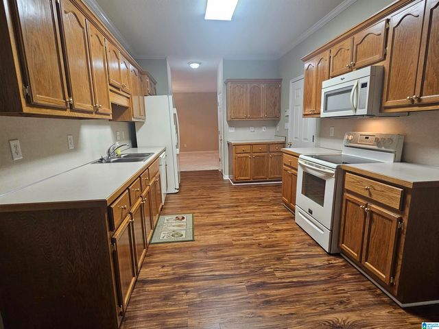 5437 J R DRIVE, Birmingham, AL 35235