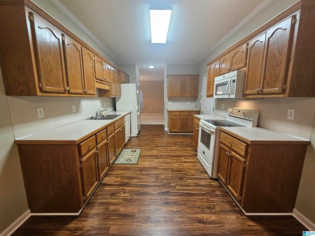 5437 J R DRIVE, Birmingham, AL 35235