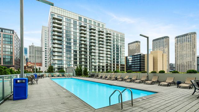 659 W Randolph Street 1016, Chicago, IL 60661