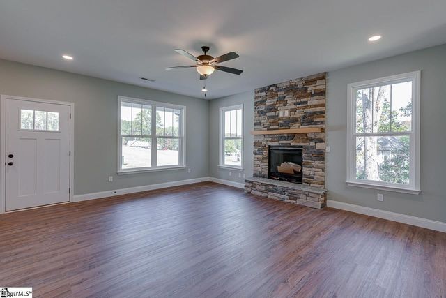 104 Pawleys Court, Anderson, SC 29625