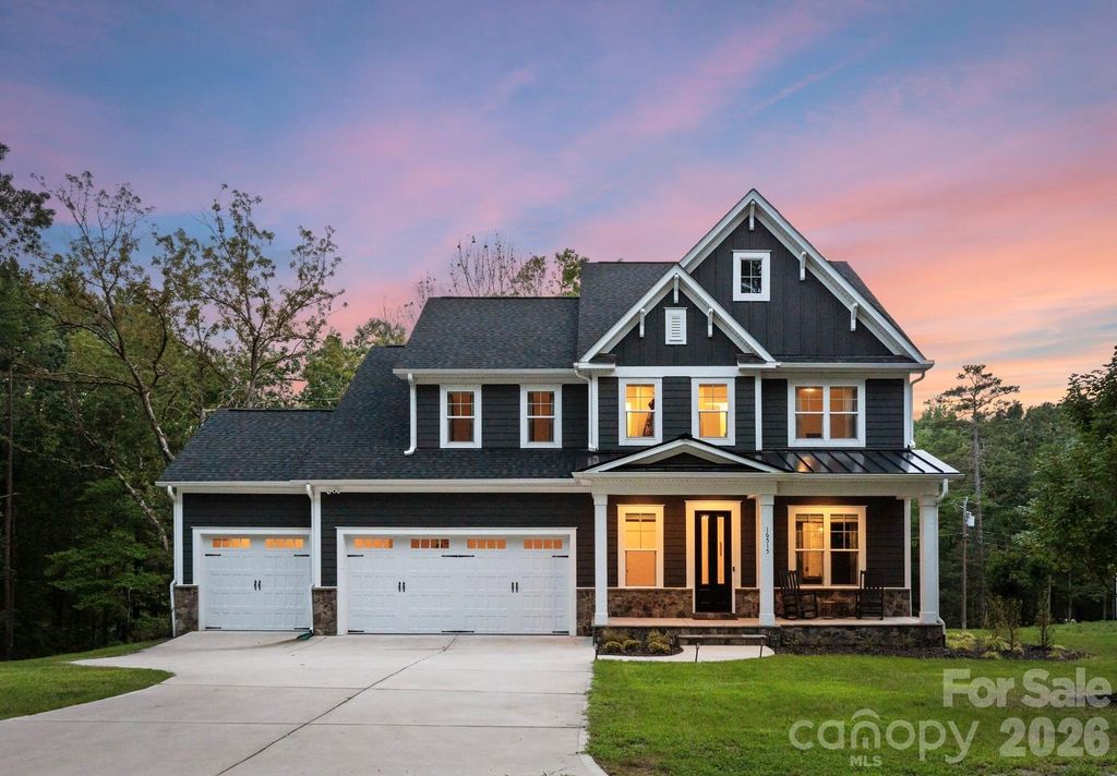 16515 Munson Hill Road, Charlotte, NC 28278