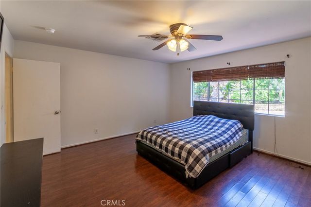 12124 Buckeye Avenue, Sylmar, CA 91342