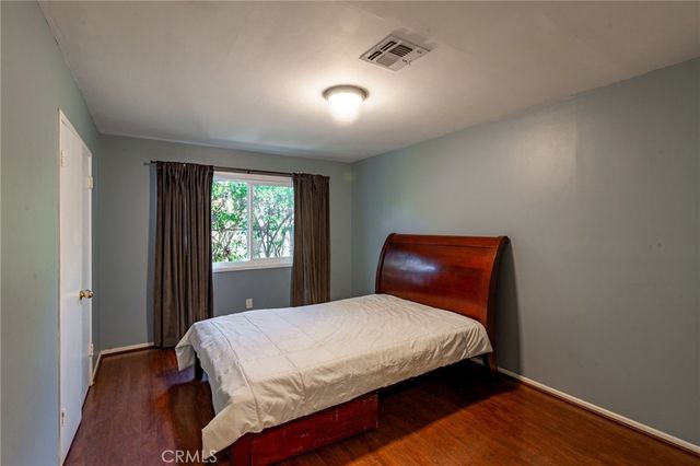 12124 Buckeye Avenue, Sylmar, CA 91342