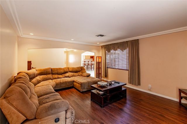 12124 Buckeye Avenue, Sylmar, CA 91342