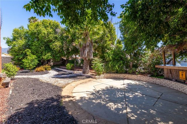 12124 Buckeye Avenue, Sylmar, CA 91342