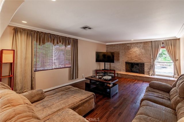 12124 Buckeye Avenue, Sylmar, CA 91342