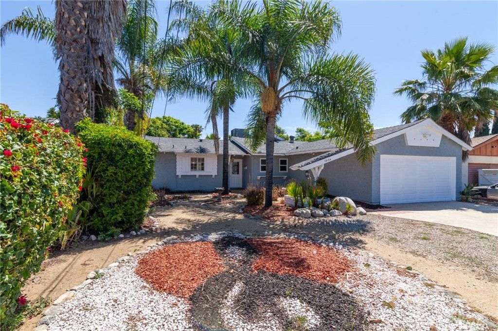 12124 Buckeye Avenue, Sylmar, CA 91342
