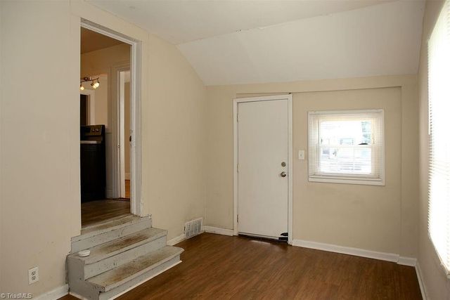 2214 Walker Avenue, Greensboro, NC 27403