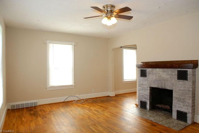 2214 Walker Avenue, Greensboro, NC 27403