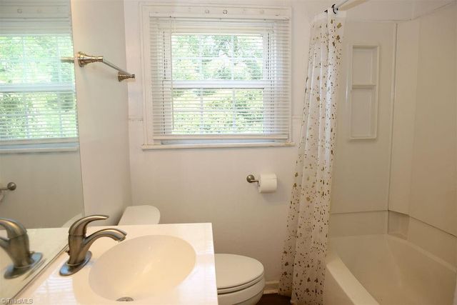 2214 Walker Avenue, Greensboro, NC 27403