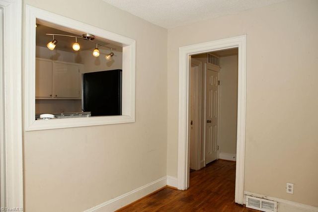 2214 Walker Avenue, Greensboro, NC 27403