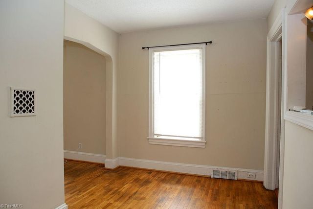 2214 Walker Avenue, Greensboro, NC 27403