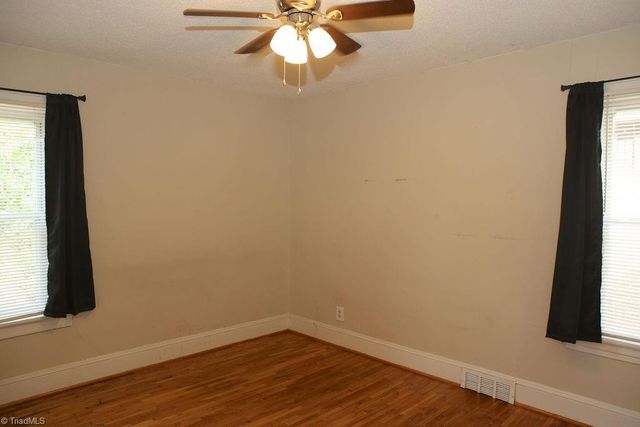 2214 Walker Avenue, Greensboro, NC 27403