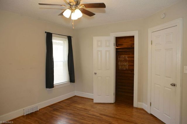 2214 Walker Avenue, Greensboro, NC 27403