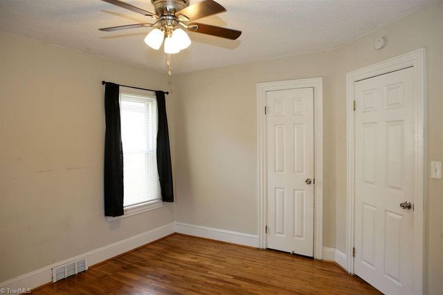 2214 Walker Avenue, Greensboro, NC 27403