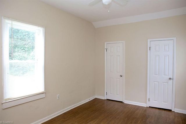 2214 Walker Avenue, Greensboro, NC 27403
