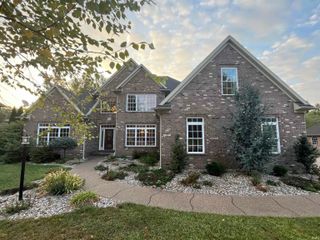 6444 Pebble Pointe Court, Newburgh, IN 47630