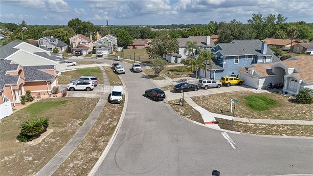 7305 VICTORIA CIRCLE 202, Orlando, FL 32835
