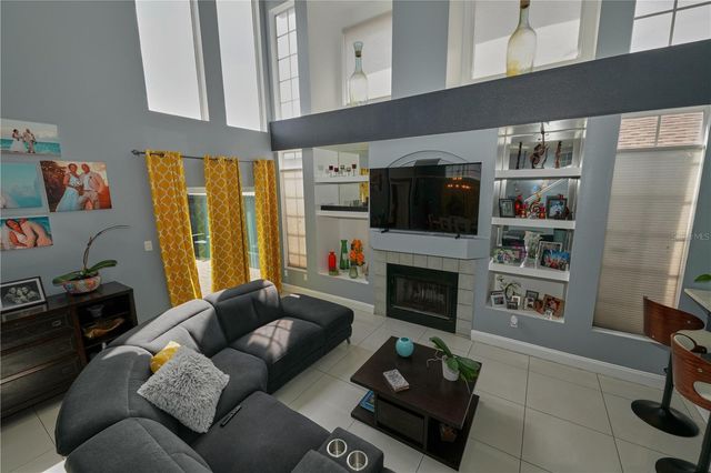 7305 VICTORIA CIRCLE 202, Orlando, FL 32835