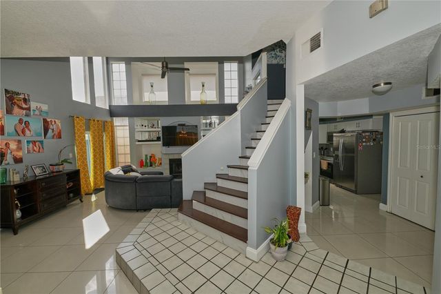 7305 VICTORIA CIRCLE 202, Orlando, FL 32835