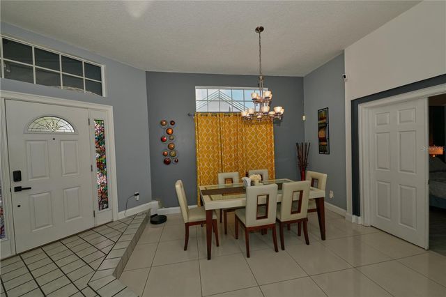 7305 VICTORIA CIRCLE 202, Orlando, FL 32835