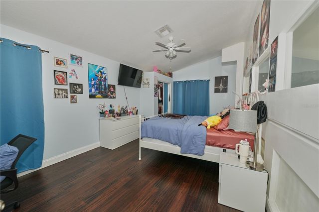 7305 VICTORIA CIRCLE 202, Orlando, FL 32835