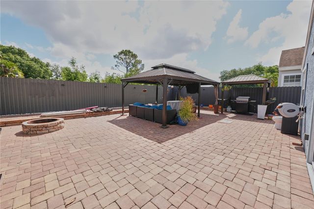 7305 VICTORIA CIRCLE 202, Orlando, FL 32835