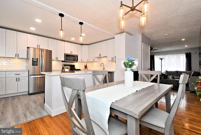 12457 SWEET BRIAR RD, Philadelphia, PA 19154