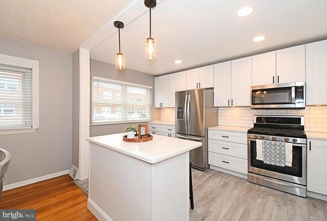 12457 SWEET BRIAR RD, Philadelphia, PA 19154