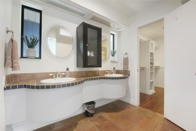 9677 Fallbrook Drive, Dallas, TX 75243